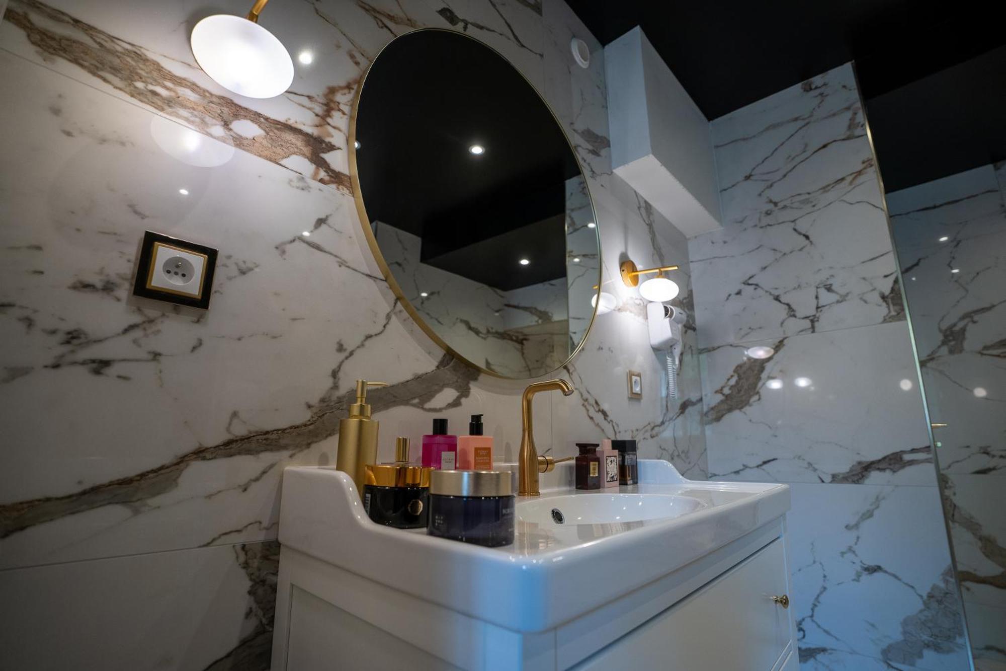 Appartement D'Exception Avec Jacuzzi Villefranche-sur-Saône Esterno foto