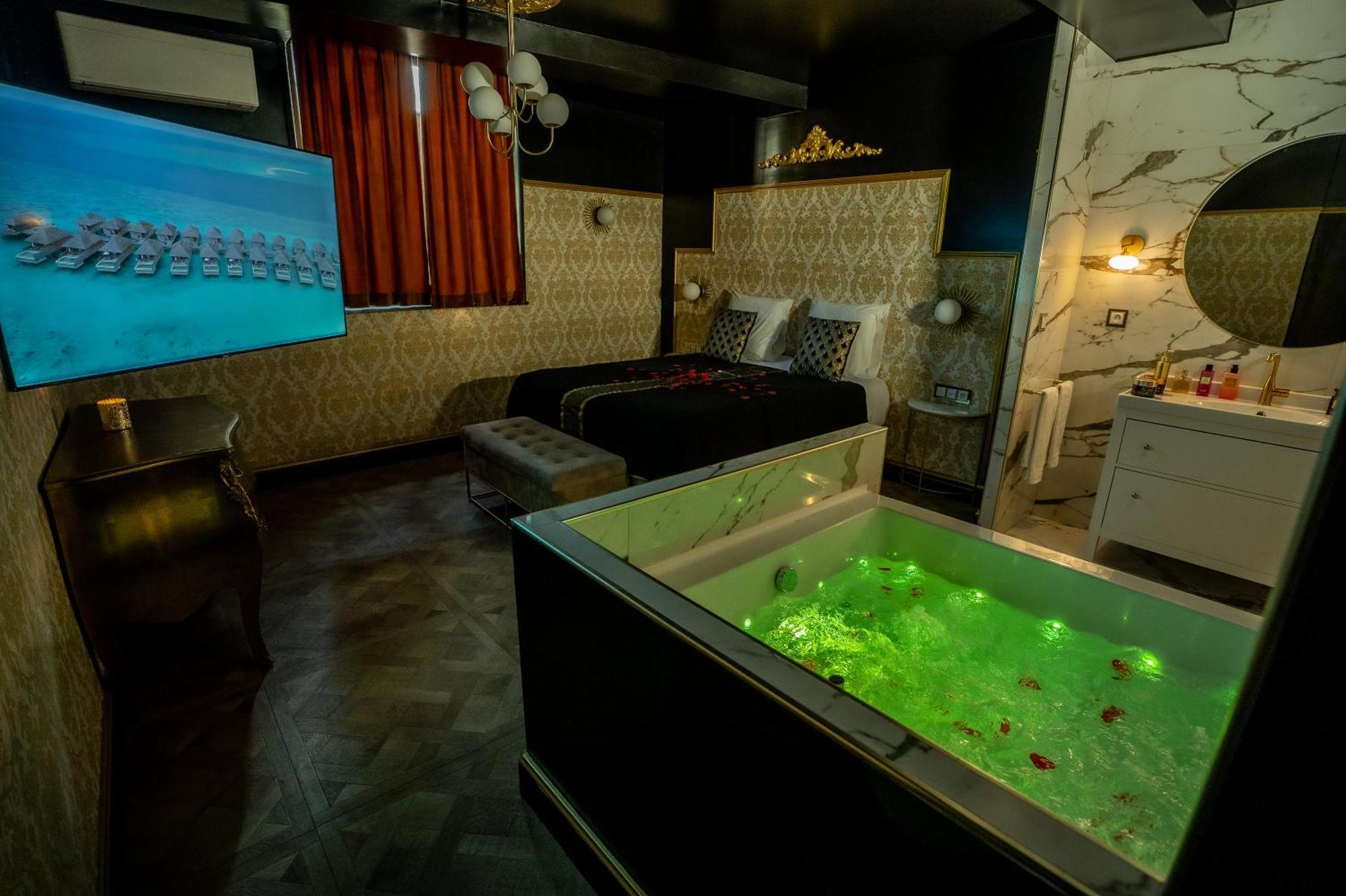 Appartement D'Exception Avec Jacuzzi Villefranche-sur-Saône Esterno foto