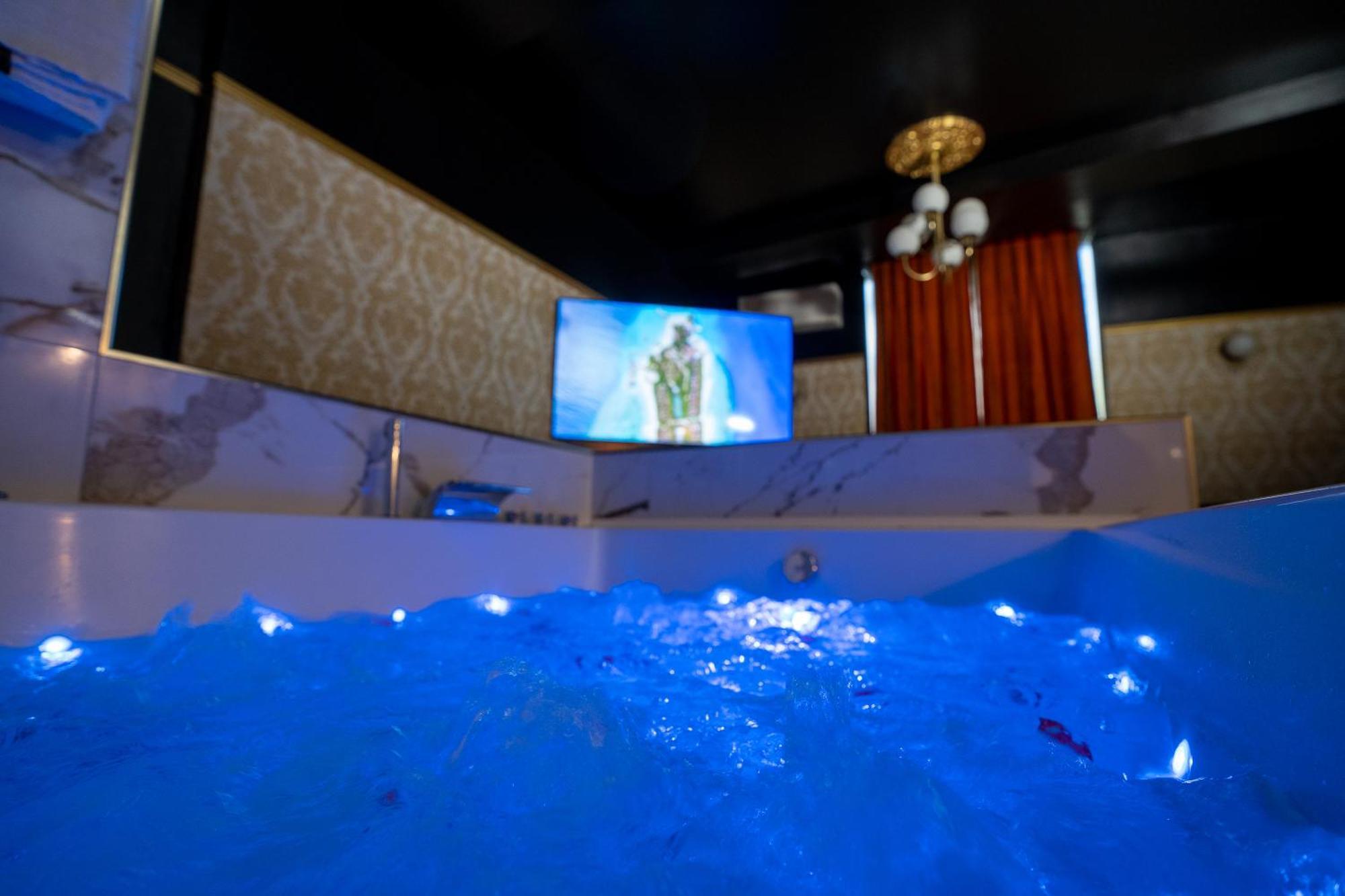 Appartement D'Exception Avec Jacuzzi Villefranche-sur-Saône Esterno foto
